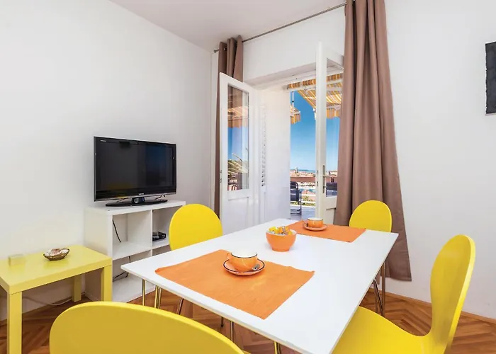 アパート 1 Bedroom Awesome In Banjol