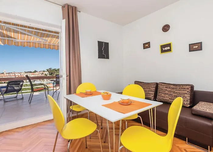 1 Bedroom Awesome In アパート